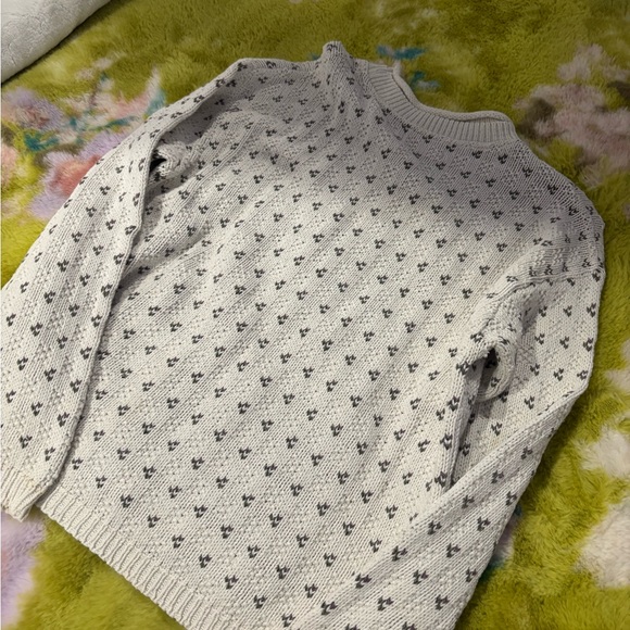 Women's Patterned Sweater - Picture 2 of 3